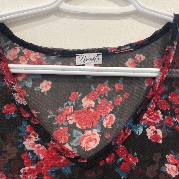 Nwt Rosette Sheer Floral Top - Picture 2 of 10